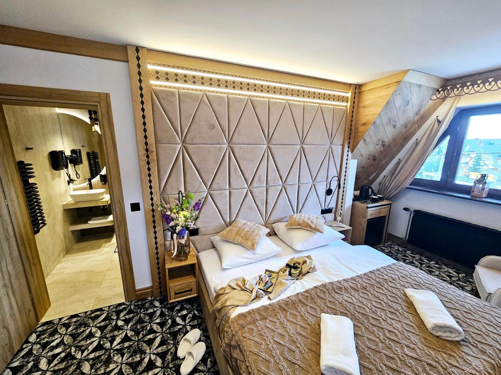 ОТЕЛЬ WILLA REGINA I RESORT & SPA ЗАКОПАНЕ 3* (Польша) - от 8695 UAH | NOCHI